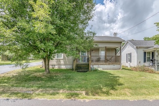 218 Kirkwood St, Glade Spring, VA 24340
