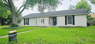 5674 Hazen St, Houston, TX 77081