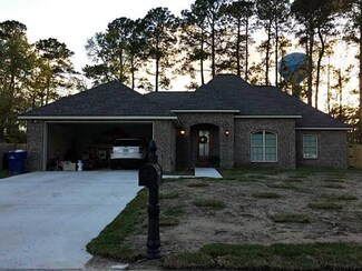 138 Beauregard Ave, Sulphur, LA 70663