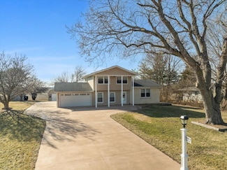 25352 N 1750 Rd E, Hudson, IL 61748