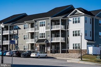 1201 Walnut Bottom Rd Unit 9-202, Carlisle, PA 17015