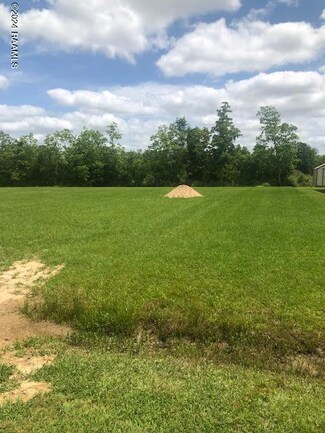 210 Zoie Dr, Lafayette, LA 70507