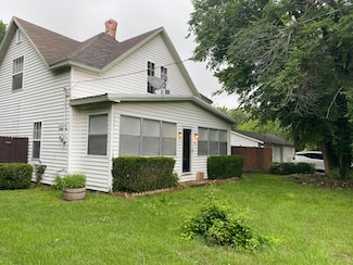 115 E Montgomery St, Fairview, MO 64842