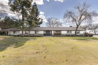 13545 E Bullard Ave, Clovis, CA 93619