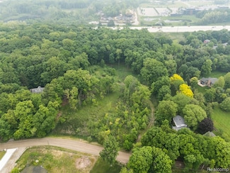 36300 Howard Rd, Farmington Hills, MI 48331