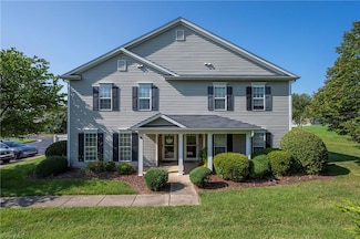 304 Geoffrey Way Unit 304, Kernersville, NC 27284