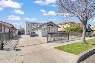 1035 Orange Ave, Long Beach, CA 90813