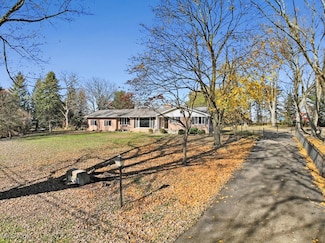 11087 Louisville St, Louisville, OH 44641