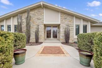 5344 S 48th St, Milwaukee, WI 53220