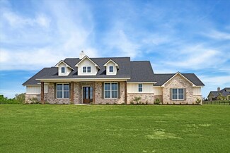 762 Blue Topaz Dr, Bellville, TX 77418