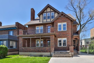4241 Vine St, Cincinnati, OH 45217