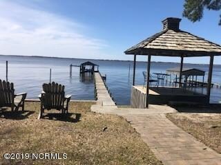 2067 Bayview Rd, Bath, NC 27808