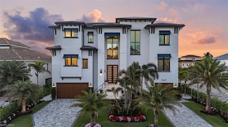 241 Egret Ave, Naples, FL 34108