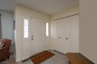 6478 Pine Bluff Ave NE, Canton, OH 44721