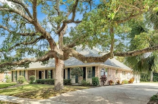 6409 Bertha Dr, New Orleans, LA 70122