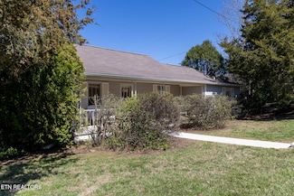 4066 Lakeshore Dr, Bean Station, TN 37708