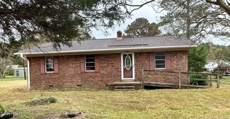2324 Rockhill Rd, Castle Hayne, NC 28429
