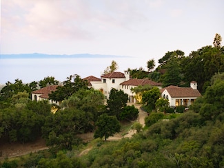 1196 E Mountain Dr, Santa Barbara, CA 93108