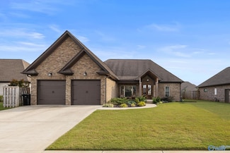123 Ashbey Cir, Muscle Shoals, AL 35661