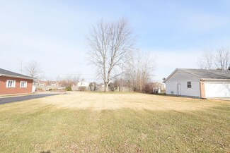 810 W Charles St, Rensselaer, IN 47978