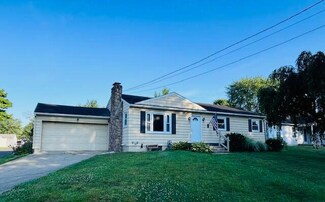 110 Wooster St, Hebron, OH 43025