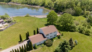 7 Clamshell Ln, Owls Head, ME 04854