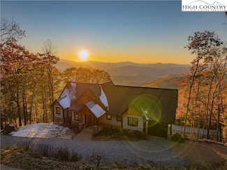 221 Bear Rock Trail, Banner Elk, NC 28604