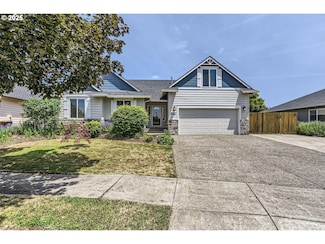 12472 Crisp Dr, Oregon City, OR 97045