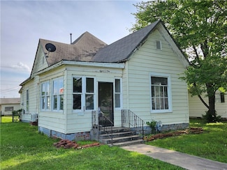 801 W 10th St, Coffeyville, KS 67337