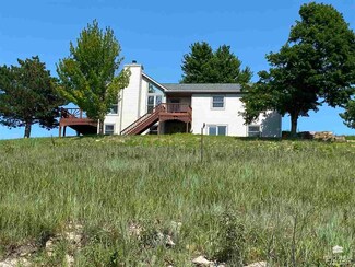 8225 Dead End Rd, Manhattan, KS 66502