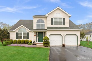 27 Jared Ln, Little Egg Harbor Township, NJ 08087