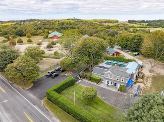 2746 Sound Ave, Riverhead, NY 11901