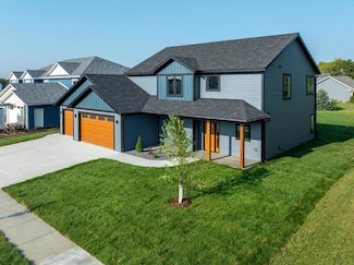 431 Spring Day Ave NE, Eyota, MN 55934