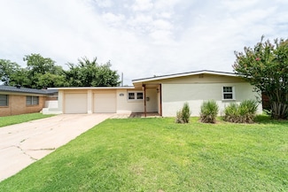 2117 Ivanhoe Ln, Abilene, TX 79605