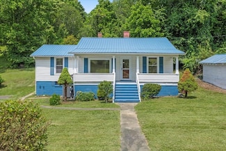 300 Wallace Pike, Bristol, VA 24202