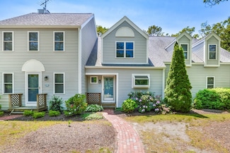 34 Southpoint Dr, Sandwich, MA 02563