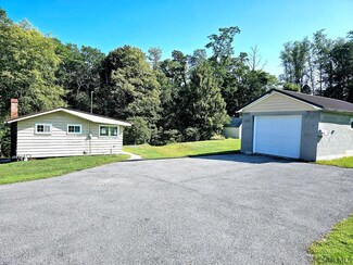 239 Beechwood St, Johnstown, PA 15904