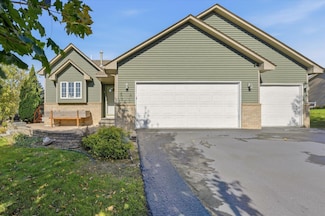 13732 Widgeon Ln, Rogers, MN 55374