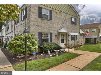 24 Cayuga Ct, Reading, PA 19607