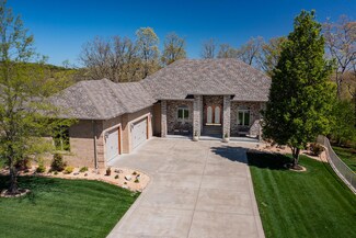 120 Spyglass Dr, Branson, MO 65616