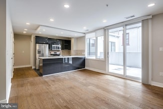 820 N 3rd St Unit 203, Philadelphia, PA 19123