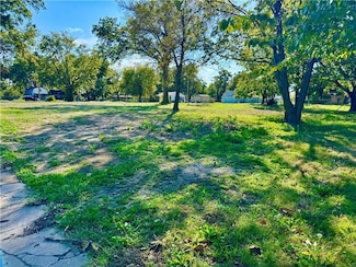 1308 Read St, Coffeyville, KS 67337