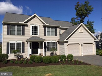 21 Morgan Spring Dr, Morgantown, PA 19543
