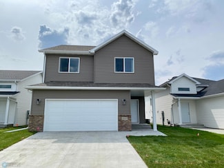 6849 Joseph St, Horace, ND 58047