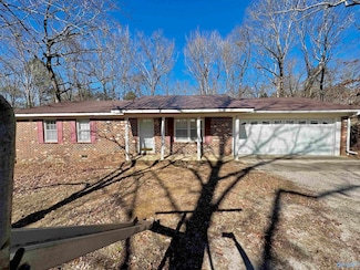 195 N Riverside Dr, Hamilton, AL 35570