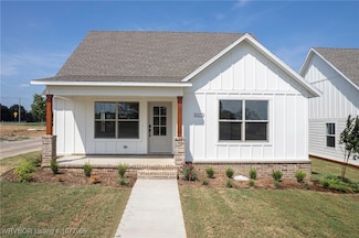 9605 Sequoia Ln, Fort Smith, AR 72916