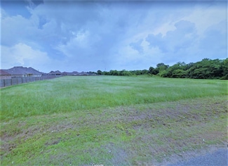 8445 Holmes Rd, Nederland, TX 77627
