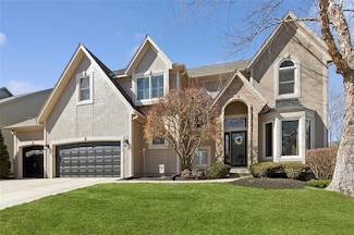 14126 Cody St, Overland Park, KS 66221