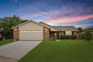 7501 Janetta Dr, North Richland Hills, TX 76180
