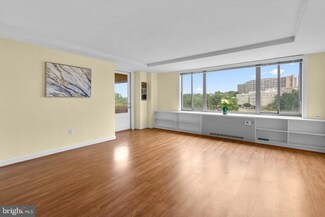 1111 Arlington Blvd Unit 806, Arlington, VA 22209